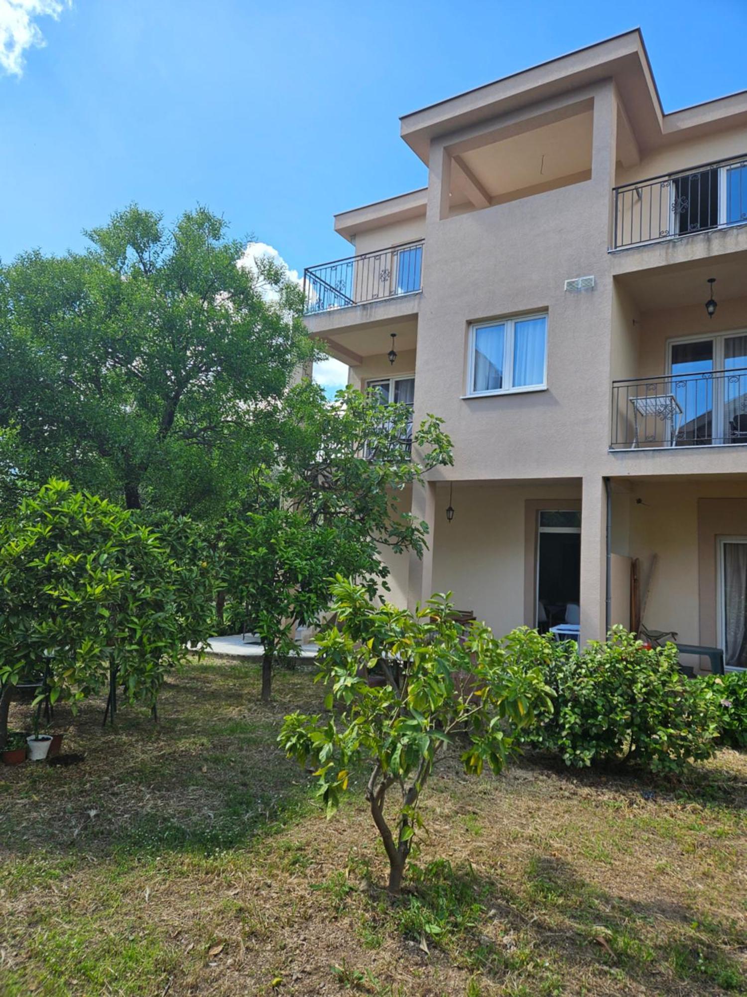 Casa M Appartement Tivat Buitenkant foto