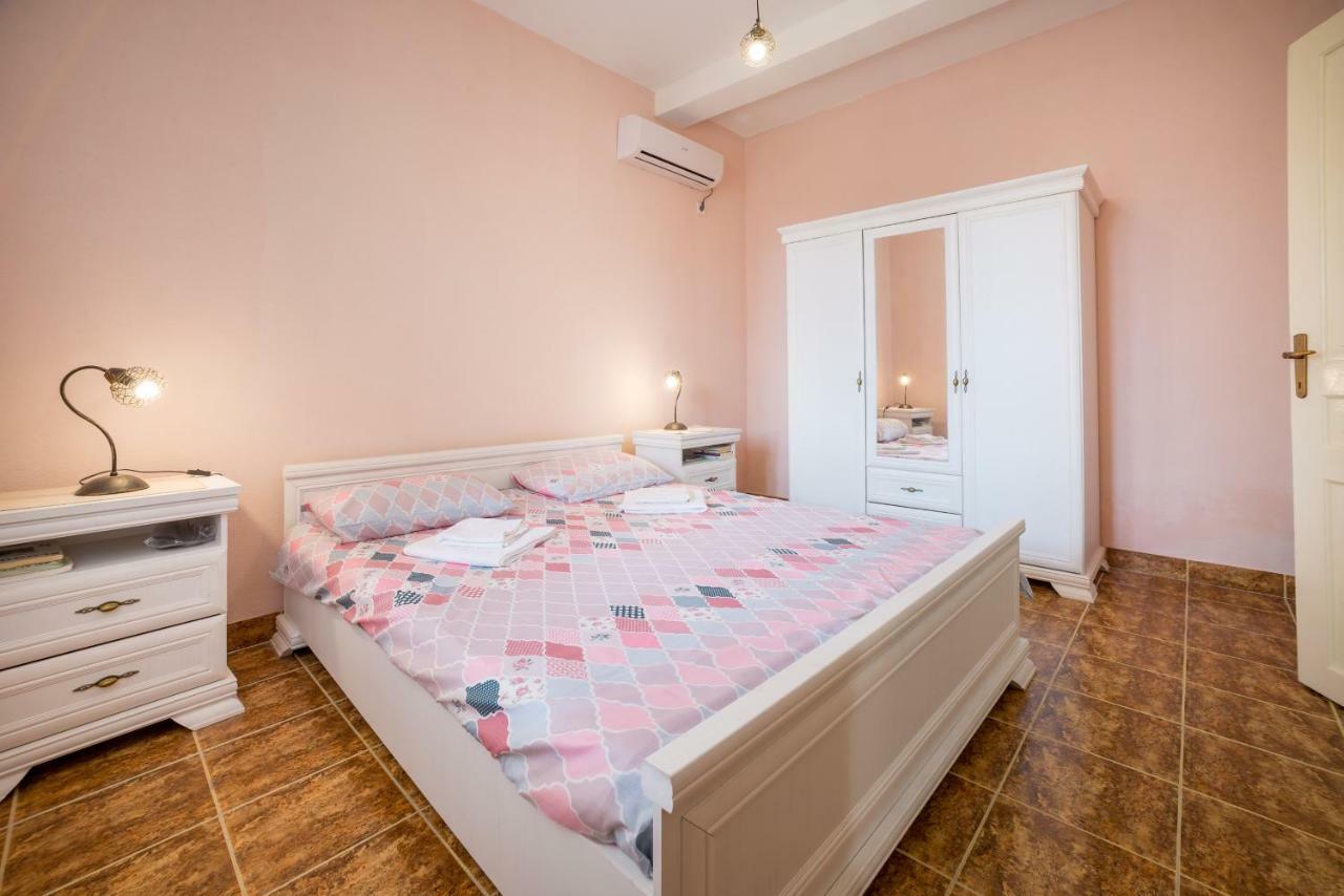 Casa M Appartement Tivat Buitenkant foto