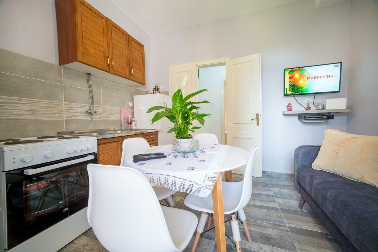Casa M Appartement Tivat Buitenkant foto